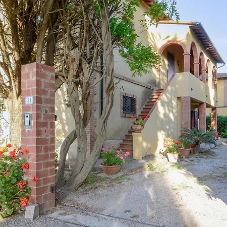 Gorgeous In With House A Panoramic View Semesterbostad Campiglia Marittima